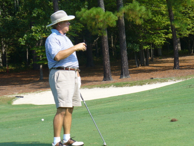 2007/09(Sept)/02(Pinehurst-Rossie-Camera)/640x480_2006-09-26 17-10-34.JPG